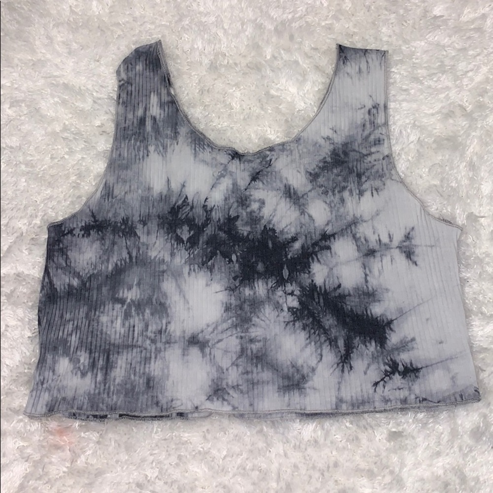 Black and white tie-dye crop top tank top.